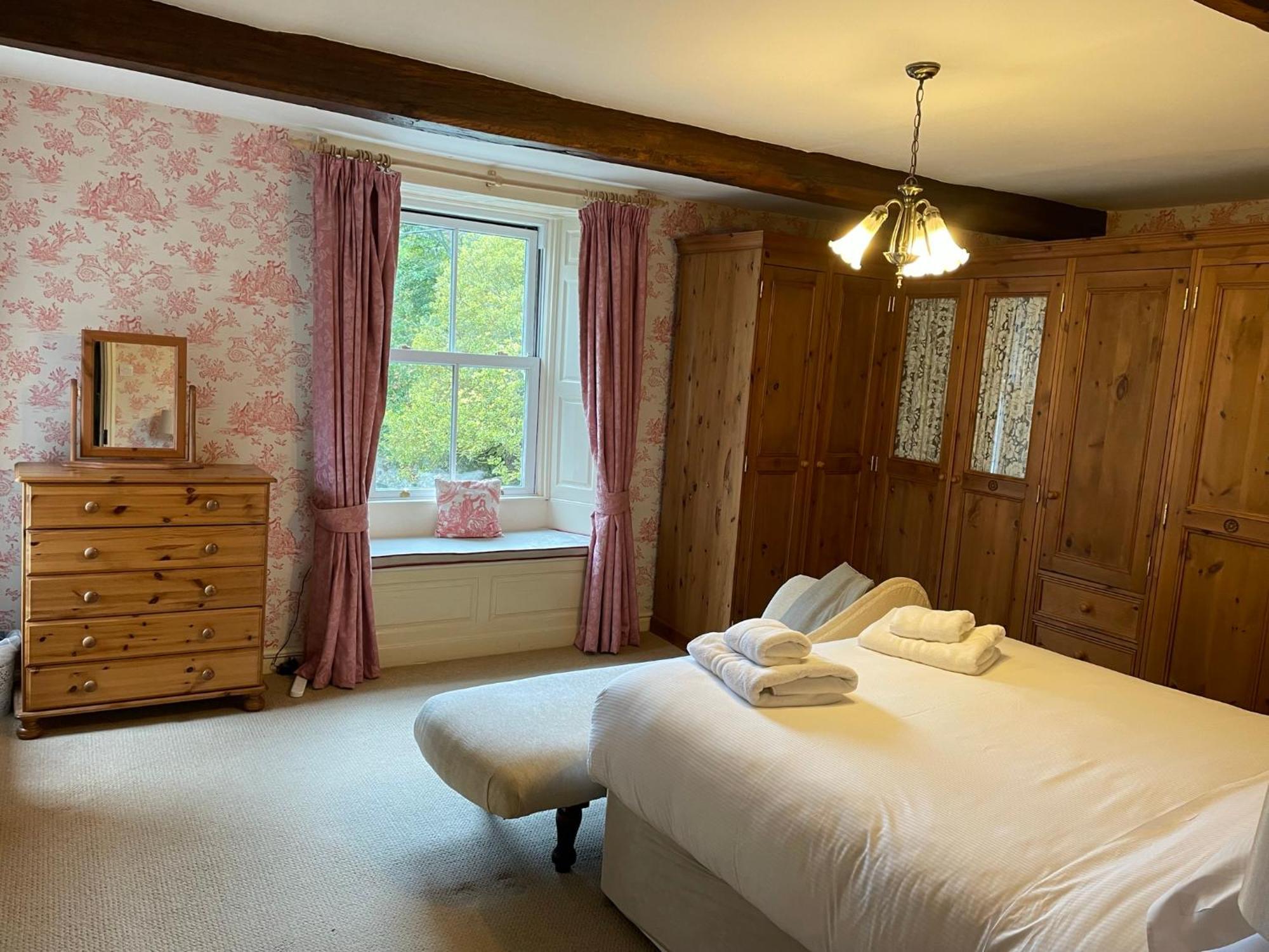 Ashfield House Hotell Grassington Rum bild The bedroom at The Old Vicarage